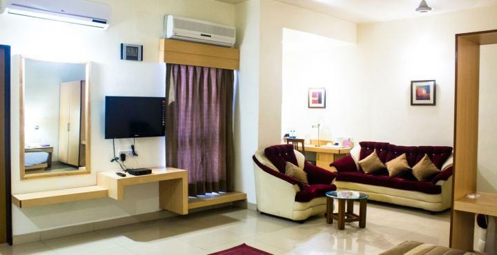 โรงแรมฟีนิกซ์ ปูเน่ ภายนอก รูปภาพ